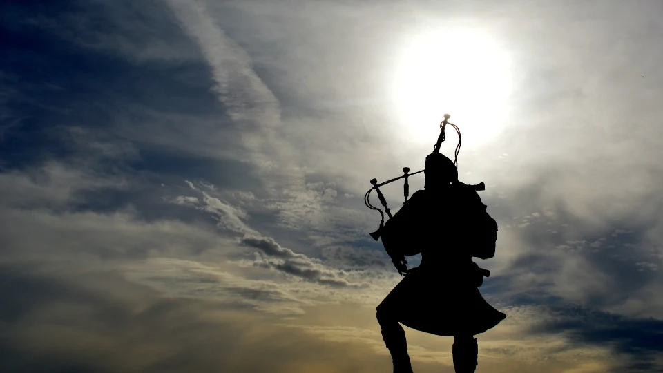 Deciphering Dreams: The Symbolic Meaning of Bagpipes